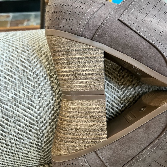 Madeline Worth It Shootie or Bootie in Dark Earth size 8 M Like New - Picture 2 of 16